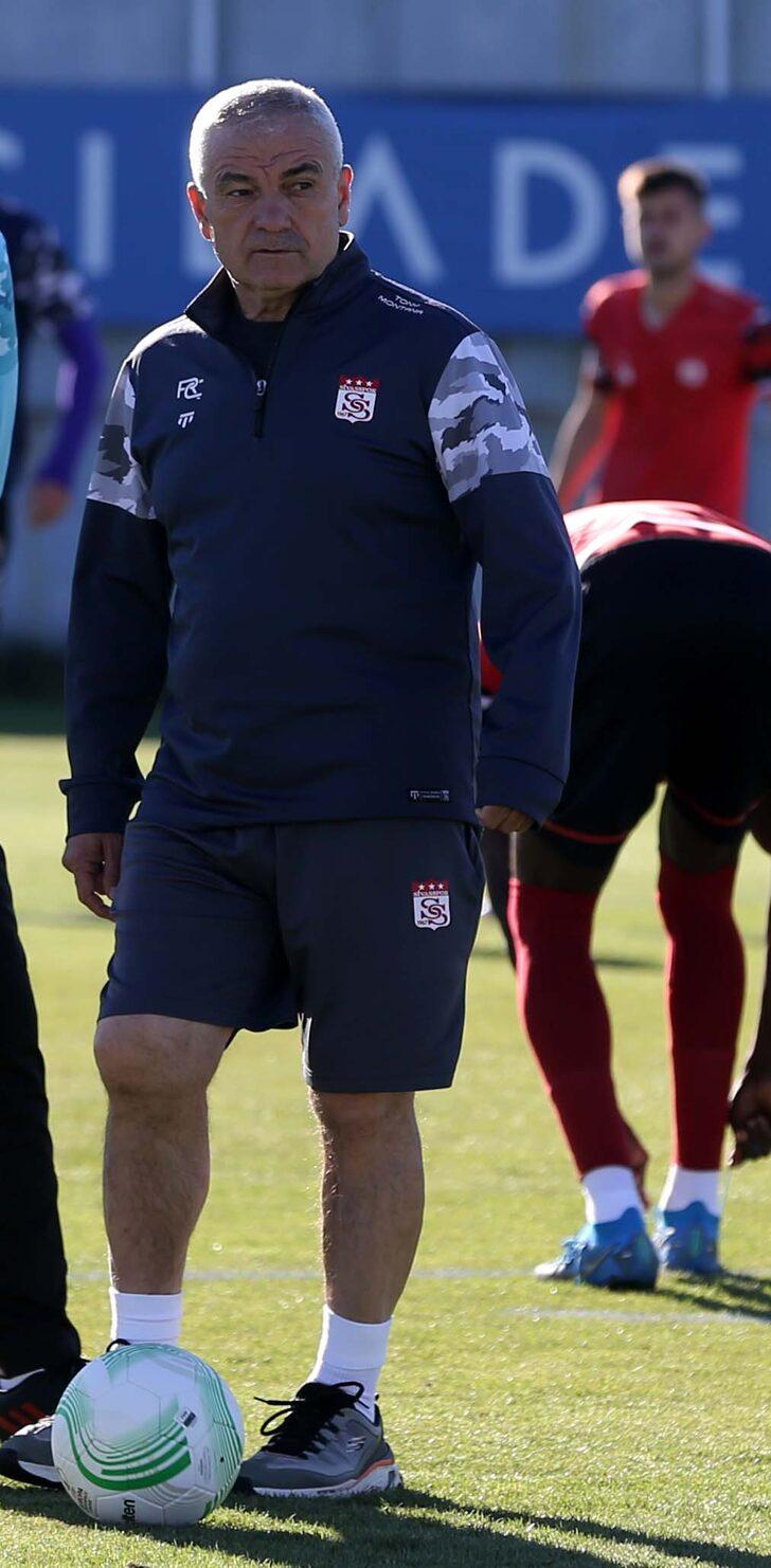 Demir Grup Sivasspor, Slavia Prag maçına hazır G5