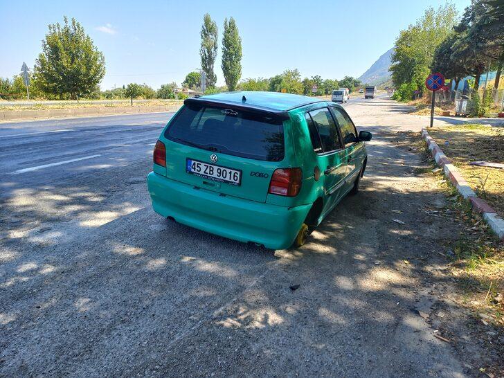 Manisa'da otomobilden fırlayan lastiğin isabet ettiği polis memuru yaralandı G4