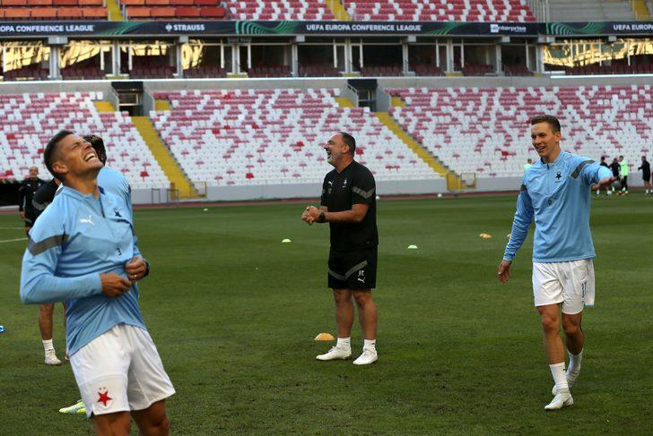 Slavia Prag Demir Grup Sivasspor maçına hazır G2
