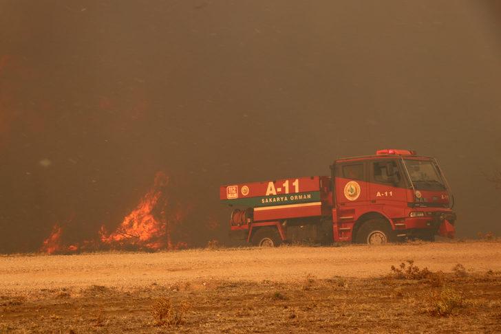GÜNCELLEME - Manisa Soma'da çıkan ikinci orman yangını kısmen kontrol altına alındı G5