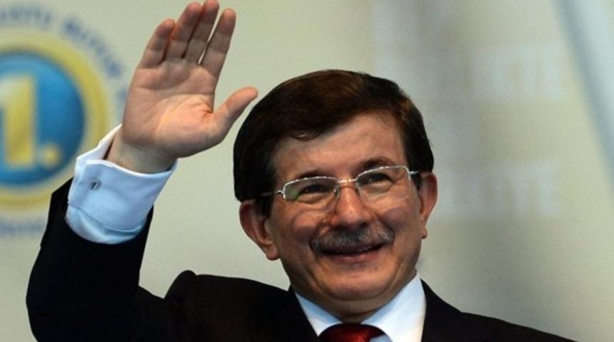 Cumhurbaşkanı Erdoğan'la görüşen Ahmet Davutoğlu, istifasını verdi