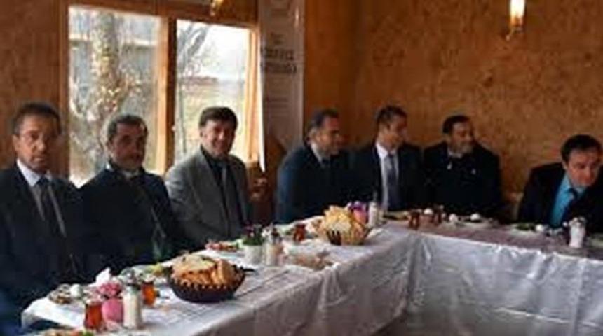 Kaymakam'dan İmamlara Pa&ccedil;oz Giyinmeyin Uyarısı!