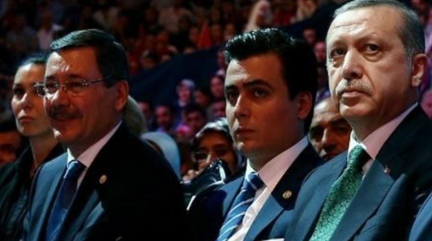 AP: Melih G&ouml;k&ccedil;ek ABD'li gazetecileri 'Erdoğan vaadiyle' kandırdı
