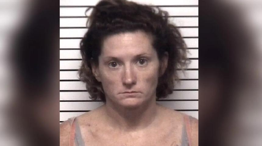 Öğrencisiyle cinsel ilişkiye girmekten ev hapsi almıştı! Dayanamayıp yaptığı şey...