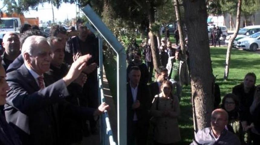 Görevden Alınan Mardin Büyükşehir Belediye Başkanı Ahmet Türk'ten Çok Sert Açıklama Neler Söyledi?