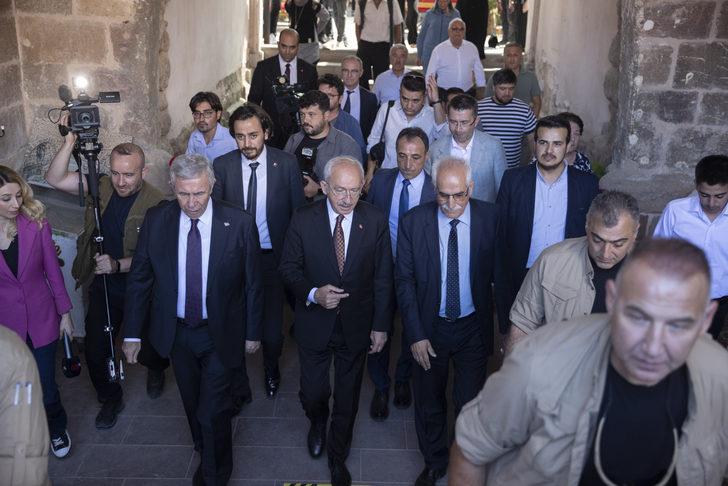 CHP Genel Başkanı Kılıçdaroğlu, Nallıhan'da esnafı ziyaret etti G1