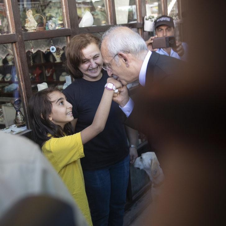 CHP Genel Başkanı Kılıçdaroğlu, Nallıhan'da esnafı ziyaret etti G5