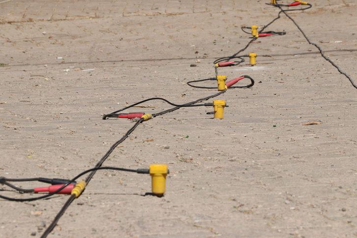 AFAD ekipleri yer altından sesler geldiği iddia edilen Akyayla köyünde de çalışma başlattı G3