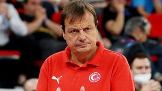 Ergin Ataman'dan FIBA'ya tepki: Hata değil, art niyet görüyorum