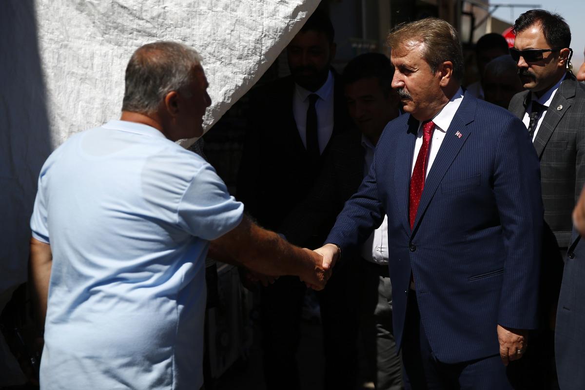BBP Genel Başkanı Destici, Hacıbektaş il&ccedil;esinde ziyaretlerde bulundu