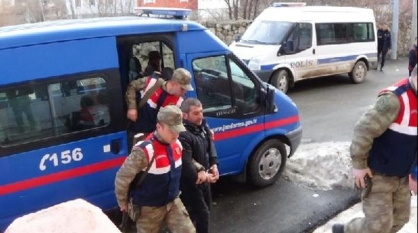 13 polisin şehit olduğu bombalı saldırıyla ilgili aranan ş&uuml;pheli yakalandı