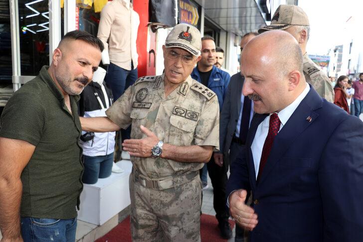 Jandarma Genel Komutanı Orgeneral Çetin Ağrı'da esnaf ile şehit ve gazi yakınlarıyla buluştu G4