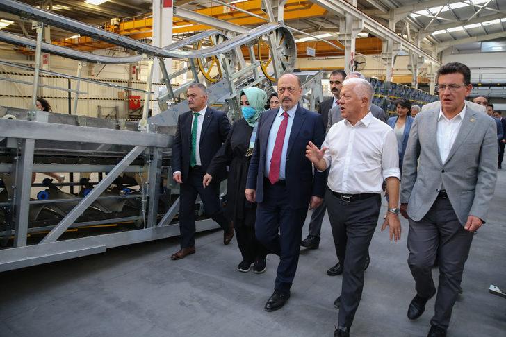 Çalışma ve Sosyal Güvenlik Bakanı Bilgin, Antalya'da ziyaretlerde bulundu G1