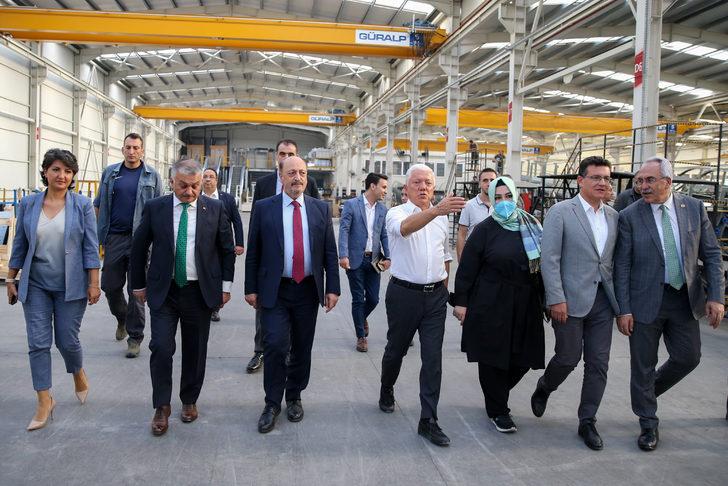 Çalışma ve Sosyal Güvenlik Bakanı Bilgin, Antalya'da ziyaretlerde bulundu G4
