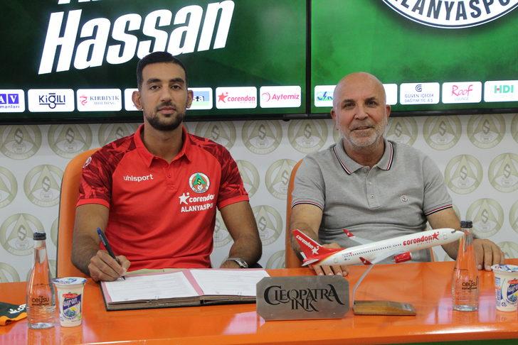 Alanyaspor, Olympiakos'tan Ahmed Hassan'ı bir yıllığına kiraladı G3