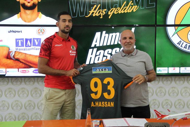Alanyaspor, Olympiakos'tan Ahmed Hassan'ı bir yıllığına kiraladı G5