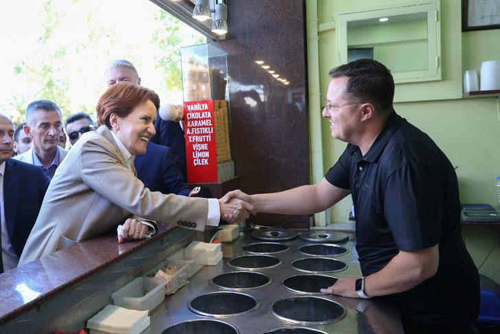 İYİ Parti Genel Başkanı Akşener İstanbul'da esnafı ziyaret etti G3