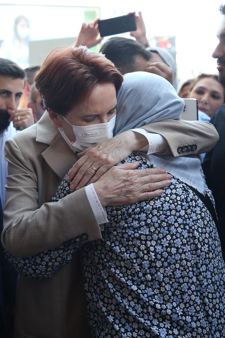 İYİ Parti Genel Başkanı Akşener İstanbul'da esnafı ziyaret etti G5