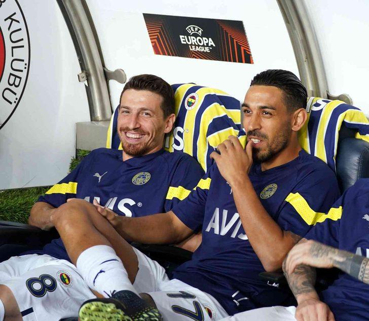 Son dakika: Fenerbahçe - Dinamo Kiev maçının ardından saha karıştı! Jorge Jesus'tan Georgiy Bushchan'a 'yatmaya devam et' hareketi... G4