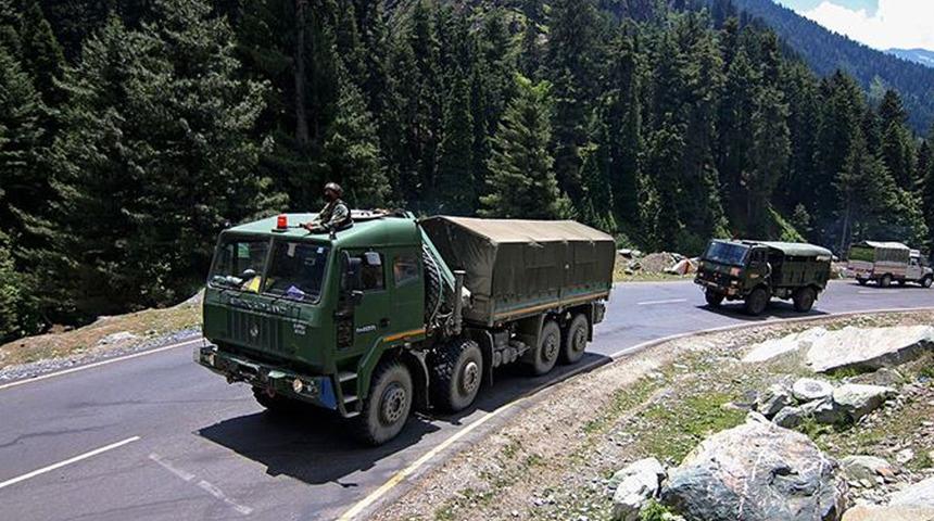 İki ülke arasında krize neden olmuştu... Askerler o bölgeden çekildi