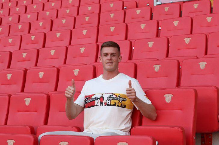 Göztepe, Marko Kvasina'yı transfer etti G1