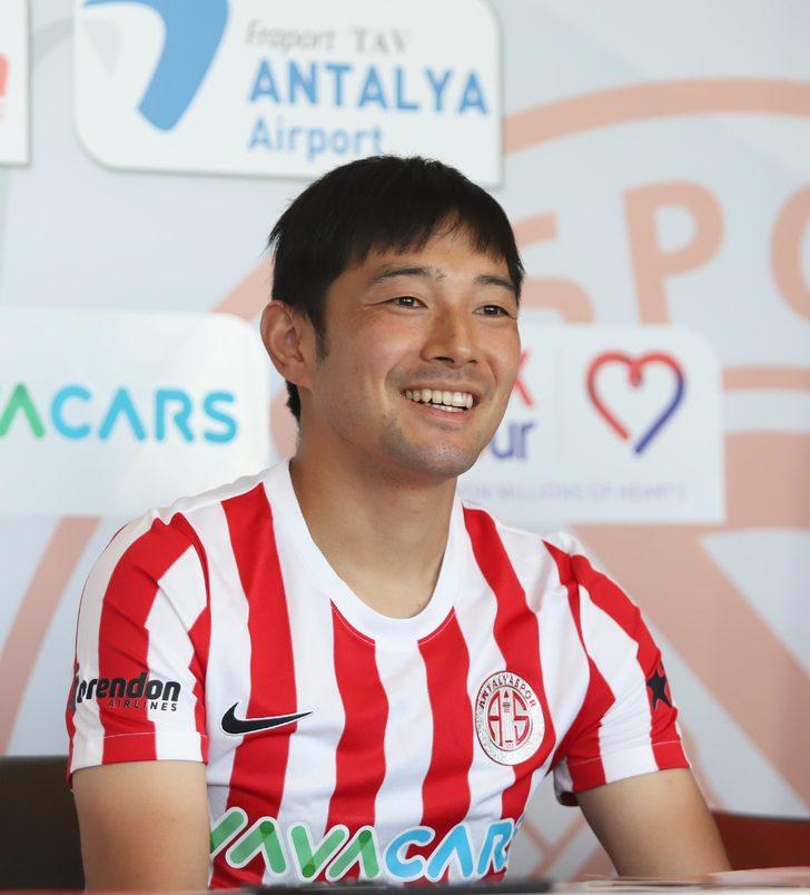 Antalyaspor, Porto'dan Shoya Nakajima'yı kadrosuna kattı G1