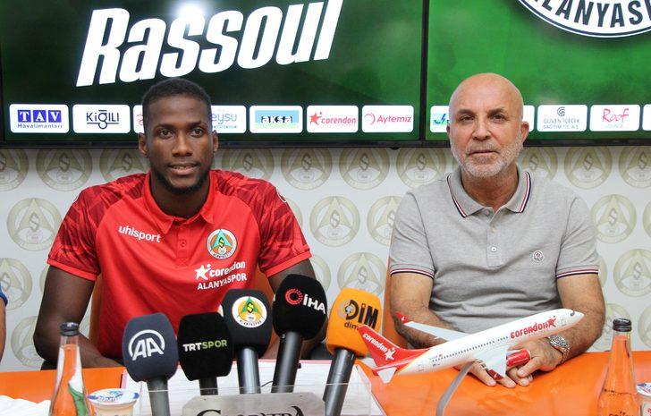 Alanyaspor, Eyüpspor'dan Khadim Rassoul'ü bir yıllığına kiraladı G2