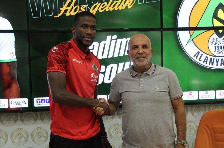 Alanyaspor, Eyüpspor'dan Khadim Rassoul'ü bir yıllığına kiraladı G4