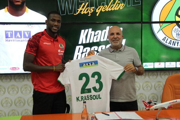 Alanyaspor, Eyüpspor'dan Khadim Rassoul'ü bir yıllığına kiraladı G5