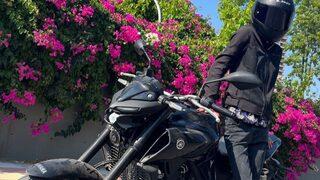 Mersin'de park halindeki araca çarpan motosiklet sürücüsü hayatını kaybetti