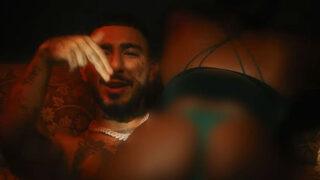 Uzi'nin yeni klibi tartışma yarattı! Erotik sahneler dikkat çekti