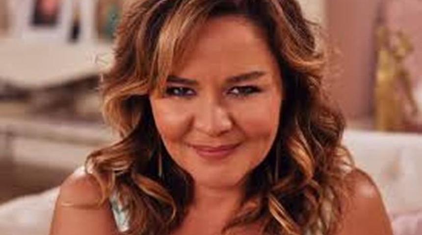 Yasak Aşk İddilarına G&uuml;zel Oyuncu'dan Yalanlama!