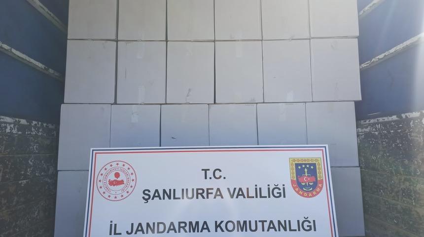 Şanlıurfa'da 1 milyon 600 bin makaron ele geçirildi