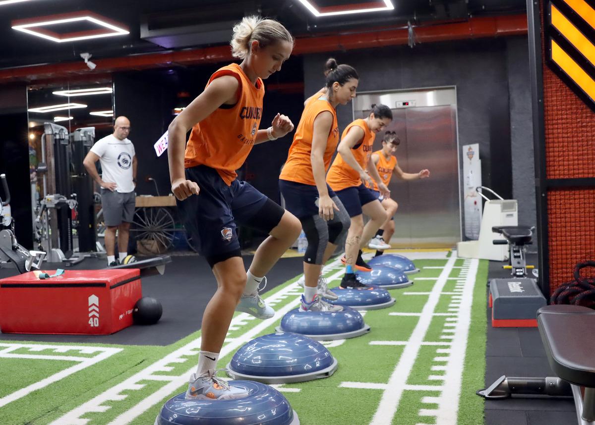 &Ccedil;BK Mersin Yenişehir Belediyesi yeni sezon hazırlıklarını s&uuml;rd&uuml;r&uuml;yor