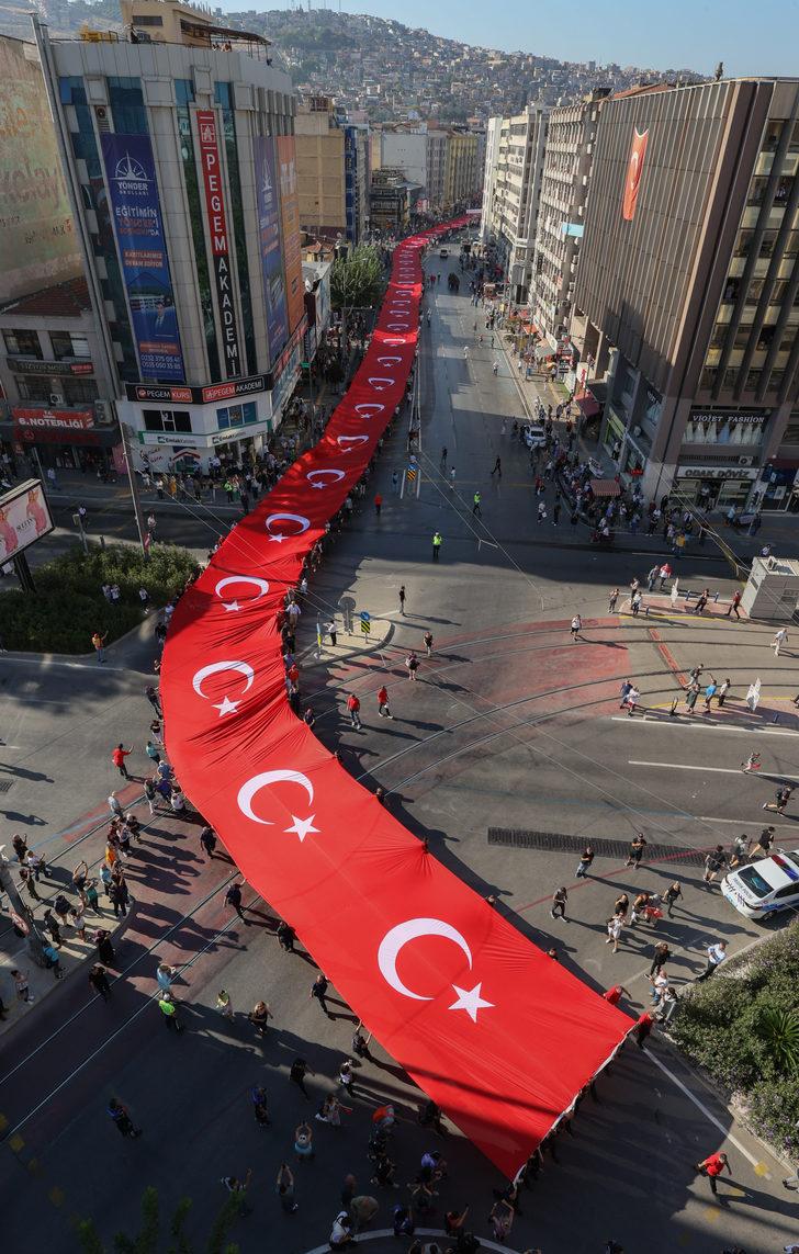 İzmir'in düşman işgalinden kurtuluşunun 100. yıl dönümü kutlanıyor G2