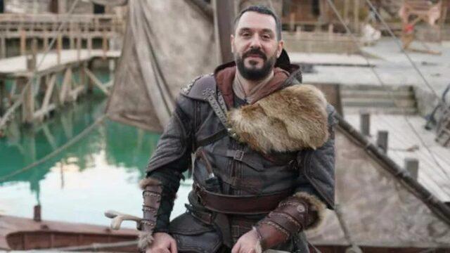 Barbaroslar'ın Piri Reis'i Emir Benderlioğlu'nun kızını görenler inanamıyor! Anne, babasına benzerliği şaşırtıyor