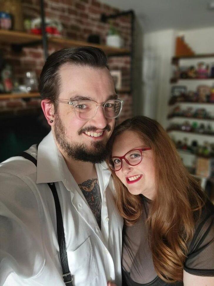 17 yıllık evli olan çift sosyal medyadan yeni aşklarına seslendi! “İkimizin de ihtiyaçlarına uyan çifti arıyoruz” G2