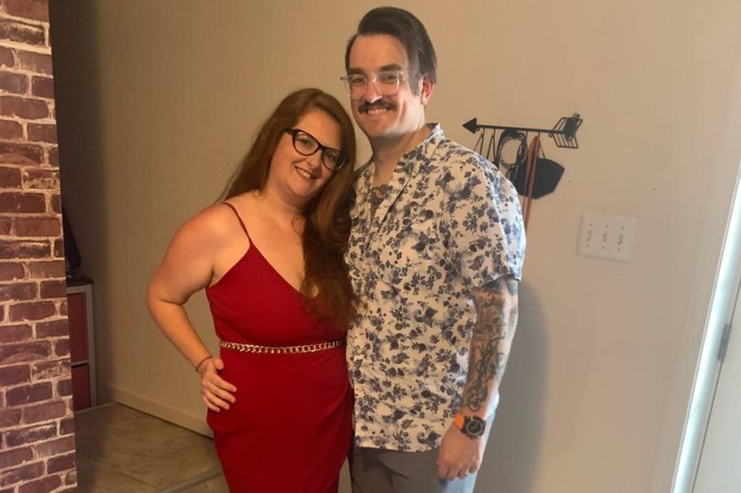 17 yıllık evli olan &ccedil;ift sosyal medyadan yeni aşklarına seslendi! &ldquo;İkimizin de ihtiya&ccedil;larına uyan &ccedil;ifti arıyoruz&rdquo;