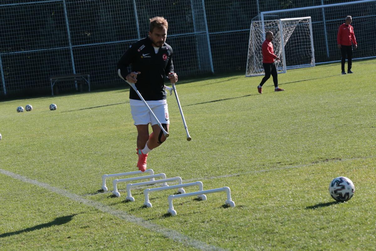 Ampute Futbol Milli Takımı, D&uuml;nya Kupası i&ccedil;in Bolu'da g&uuml;&ccedil; depoluyor