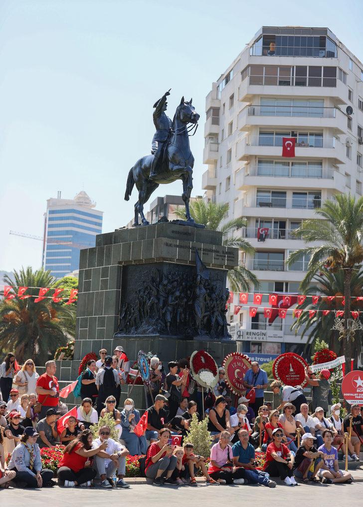 İzmir'in düşman işgalinden kurtuluşunun 100'üncü yılı kutlanıyor G2