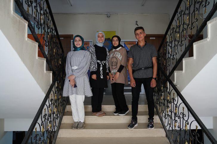 Diyarbakır'da akademi liselerinden yararlanan 800 öğrenci üniversiteye yerleşti G3