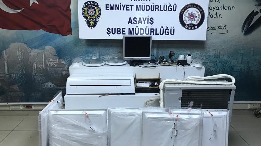 Hatay'da iş yerinden hırsızlık iddiasıyla 3 zanlı tutuklandı