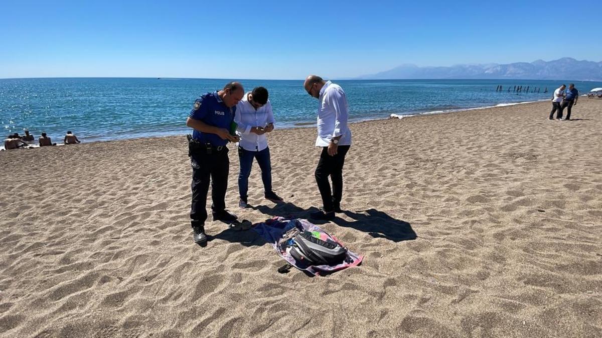 Antalya'da denize giren kişi boğuldu