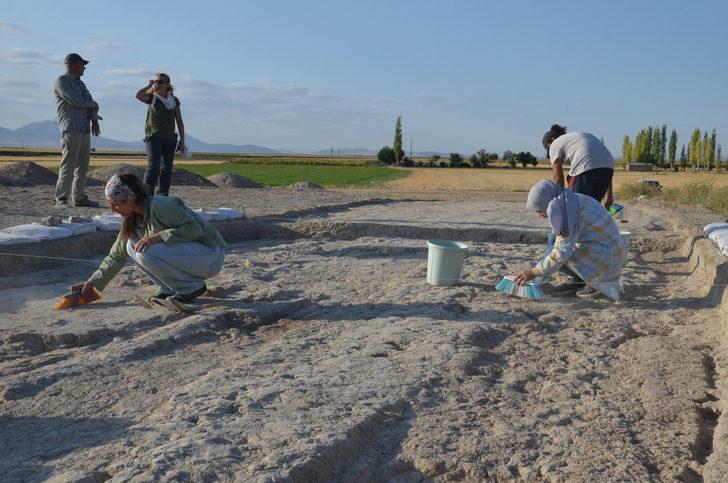 Karaman Canhasan Höyükleri'nde 50 yıl aranın ardından tekrar kazı çalışmaları başladı G1