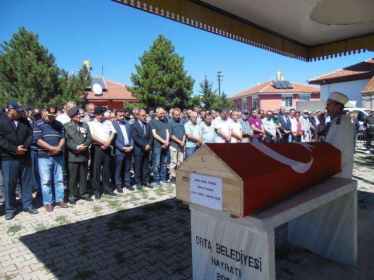 Vefat eden Kıbrıs gazisi Çankırı'da son yolculuğuna uğurlandı G2