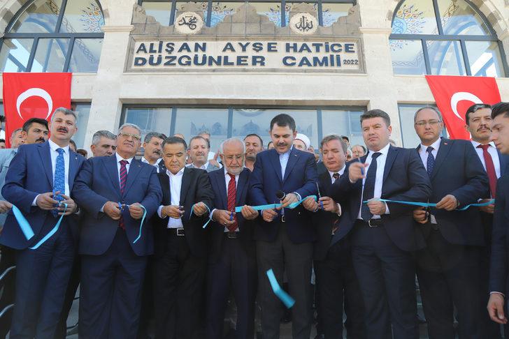 Bakan Kurum, Aksaray'da cami açılışı yaptı, esnafı ziyaret etti G2