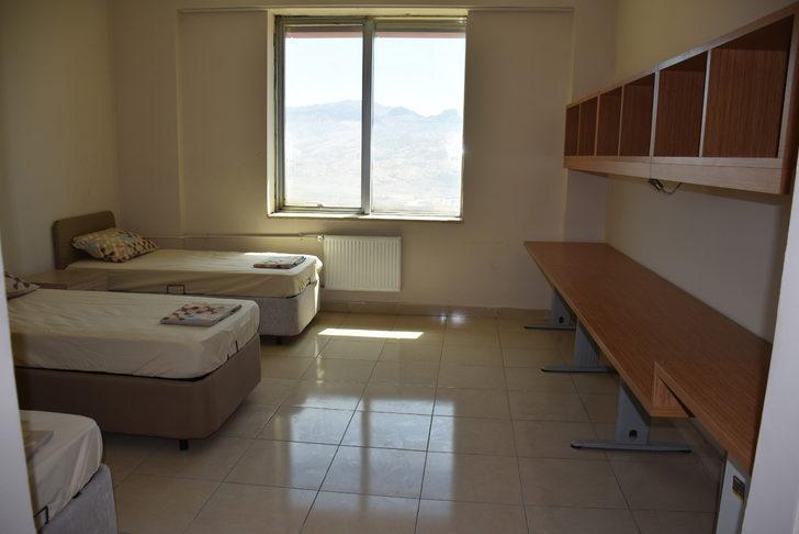 Şırnak'ta geçerli başvuru yapan tüm öğrenciler yurtlara yerleşti G4