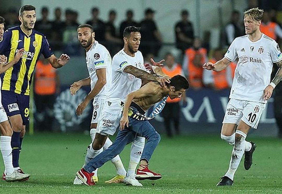 Taraftar &ccedil;ılgına d&ouml;nd&uuml;! İşte Tahkim Kurulu'nun Josef kararı