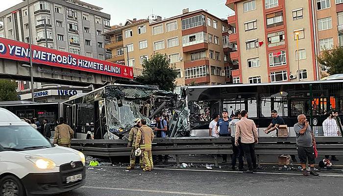 SON DAKİKA | İstanbul'da metrobüsler çarpıştı: Yaralı sayısı 99'a yükseldi! Olay yerinden feci görüntüler