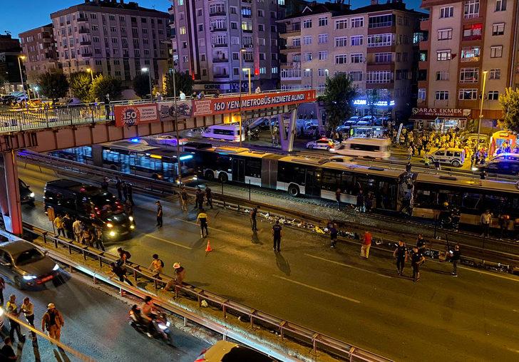 GÜNCELLEME 2 - Avcılar'da metrobüsler çarpıştı G5